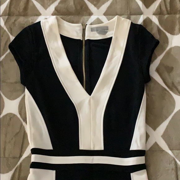 H&M short sleeves, knee-length dress - Picture 3 of 5